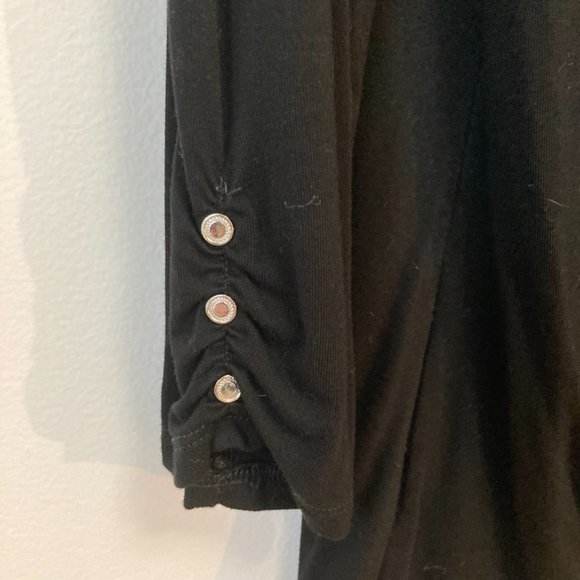 Faux wrap top - Picture 7 of 8